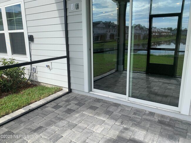 Building Photo - 285 Boracay Cir