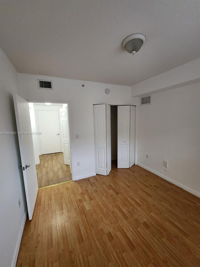 Building Photo - 11060 SW 196th St