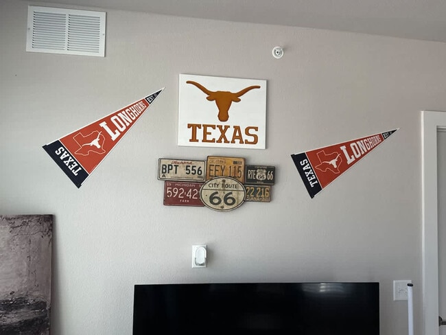 Building Photo - 12208 Tech Ridge Blvd