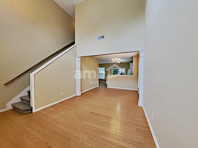Building Photo - 2834 Regent Walk Dr