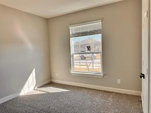Building Photo - 910 Emerson Dr