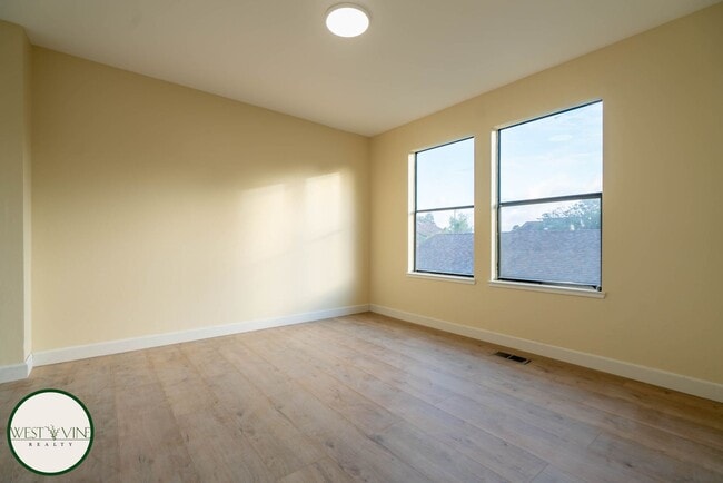 Building Photo - 2705 Subec Ln