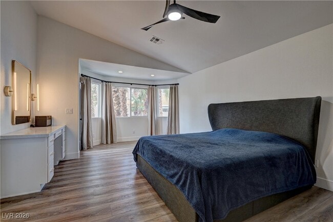 Building Photo - 9817 Park Brook Ave