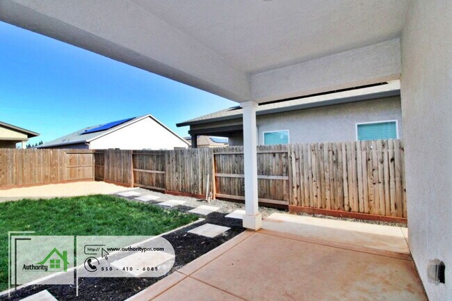 Building Photo - 3010 Silverstone Dr