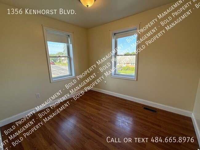 Building Photo - 1356 Kenhorst Blvd