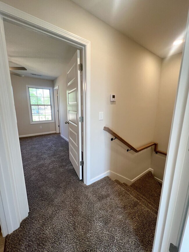 Building Photo - 1130 Pembroke Oak Grove Rd