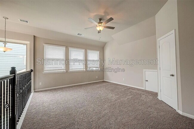 Building Photo - 2559 Terrace Point Dr