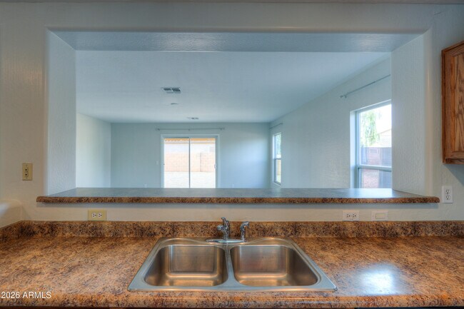 Building Photo - 27976 N Gold Ln