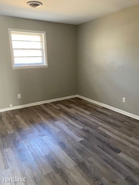 Building Photo - 3 br, 2 bath House - 2400 Bryan Drive