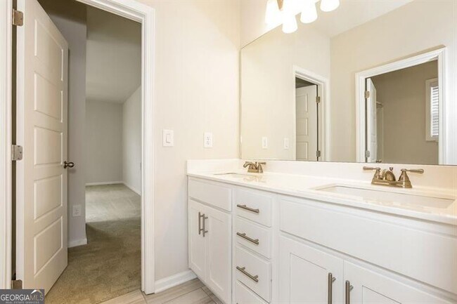Building Photo - 4169 Brookmont Wy
