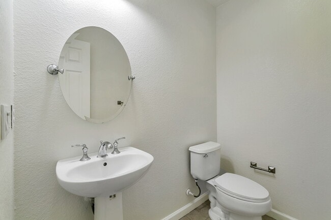 Building Photo - 2743 Corde Terra Cir