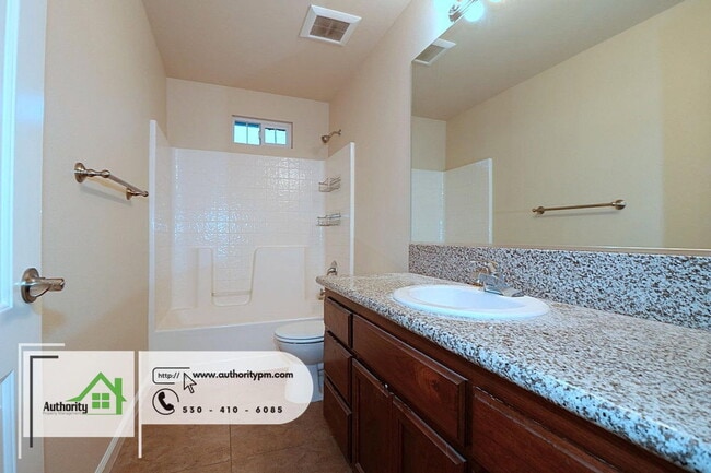Building Photo - 550 Mission De Oro Dr
