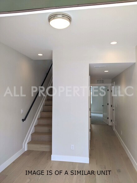 Building Photo - 8059 W 52nd Dr