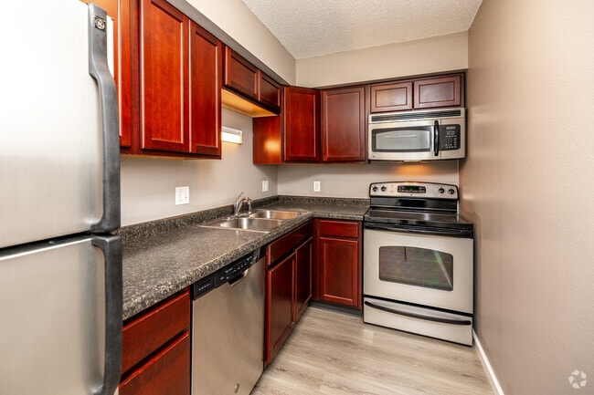 2BR, 1BA - Kitchen - 902 North Dodge Street Apartments