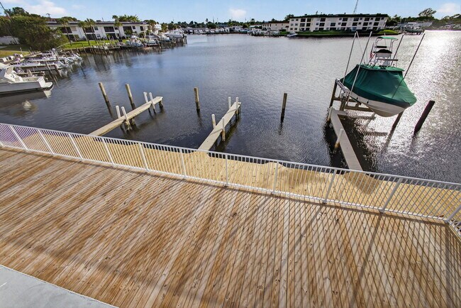 Building Photo - 624 Southwind Cir