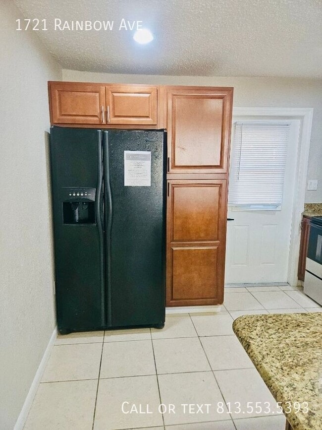 Building Photo - 1721 Rainbow Ave