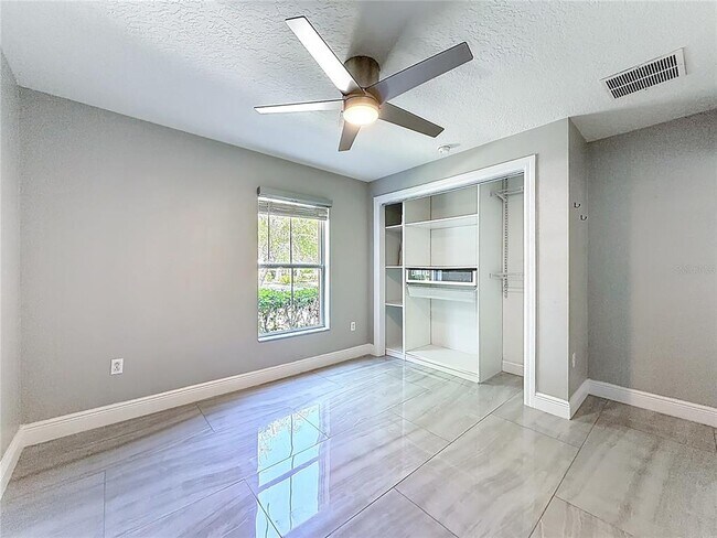 Building Photo - 12844 Oulton Cir