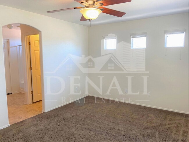 Building Photo - 31443 N Cactus Dr
