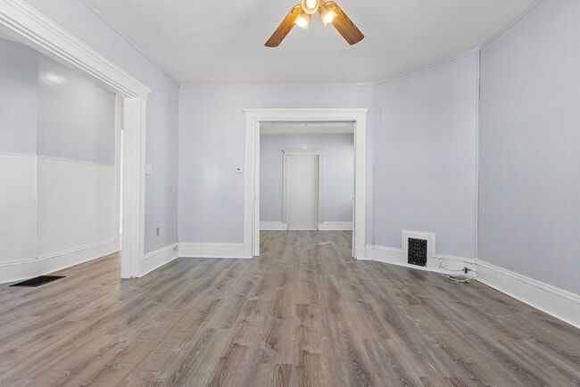 Building Photo - 403 Ferry St