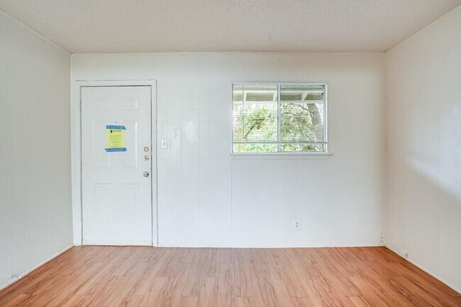 Building Photo - 3707 Tom Green St