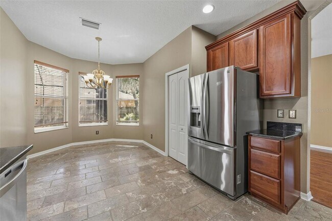 Building Photo - 7310 Brightwater Oaks Dr