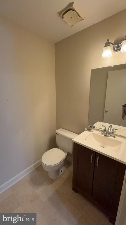 Building Photo - 7907 Gambrill Ct