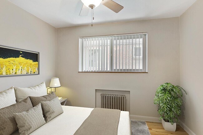 Building Photo - Logan Terrace