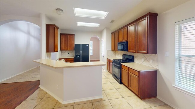 Building Photo - 21723 Chanas Ct