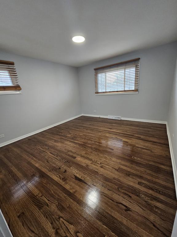 Building Photo - 1395 Freeland Ave