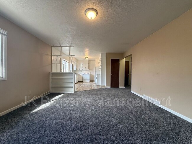 Building Photo - 3108 9th Ave N