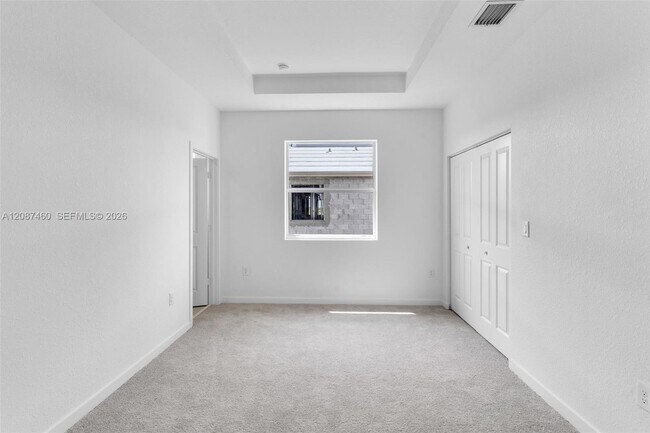 Building Photo - 1081 SW 3rd St