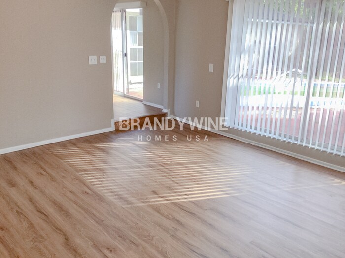 Building Photo - 7755 Tanglewood Dr