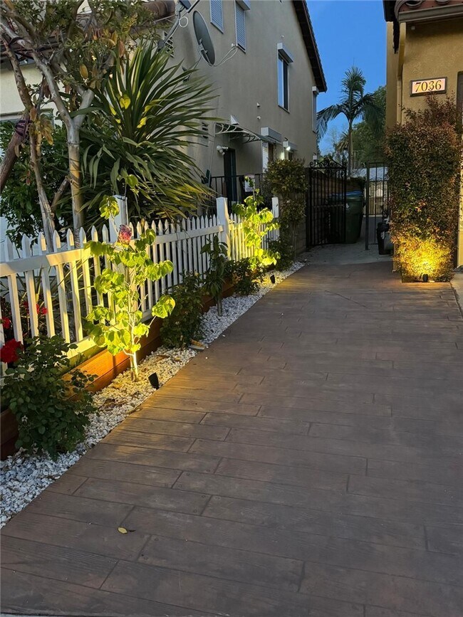 Building Photo - 7036 Sausalito Ave