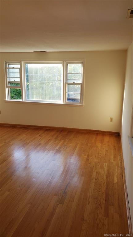 Building Photo - 38 Landin St