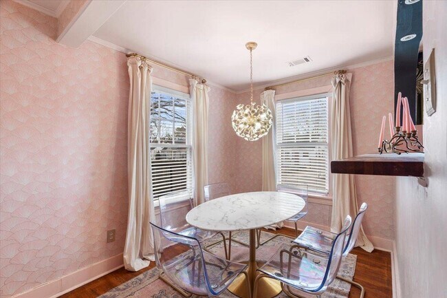 Building Photo - 1790 Lyndale Ave