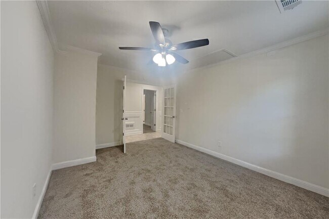 Building Photo - 2688 Crystal Ln