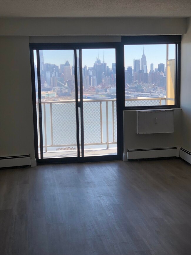 Building Photo - 5710 BOULEVARD