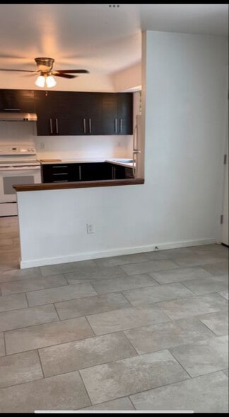 Building Photo - 301 N Grant Ave