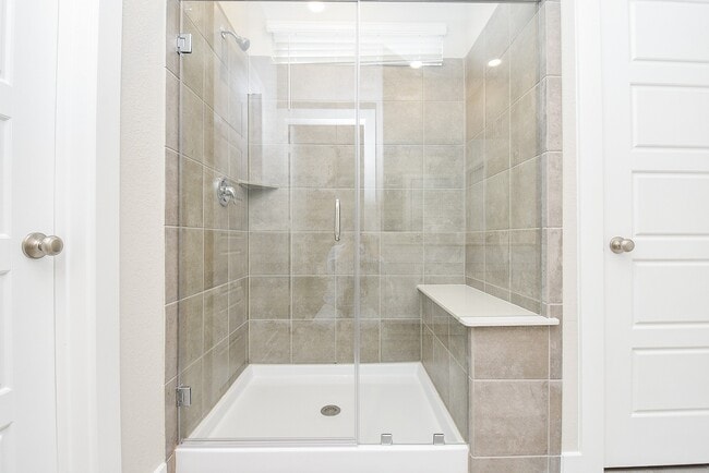 Building Photo - 2022 W Darlington Oak Ct