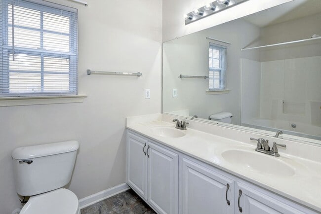 Building Photo - Peaceful Retreat in Willow Lakes