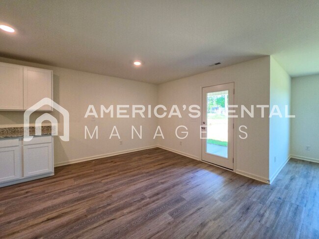 Building Photo - Coming Soon! Available to View NOW!