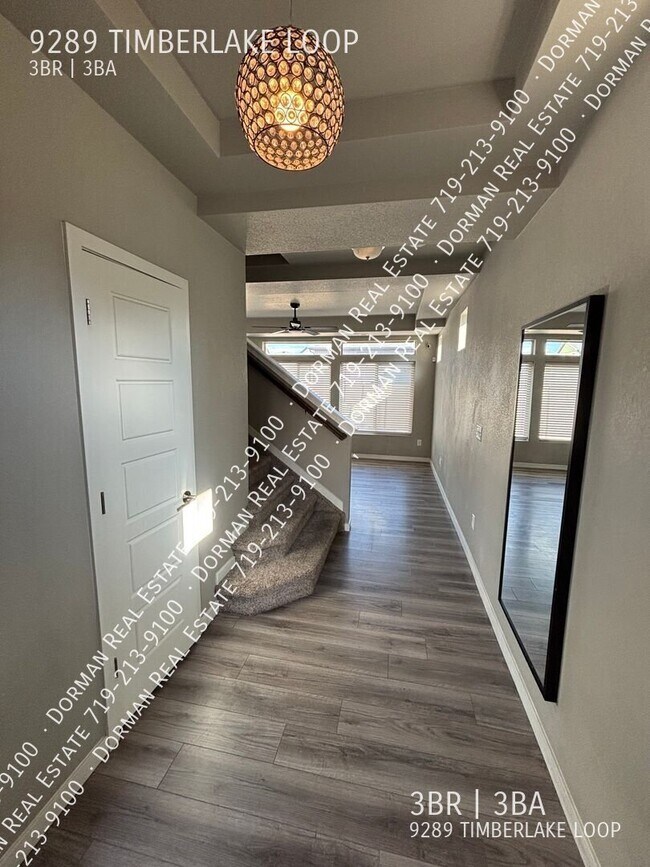 Building Photo - 9289 Timberlake Loop
