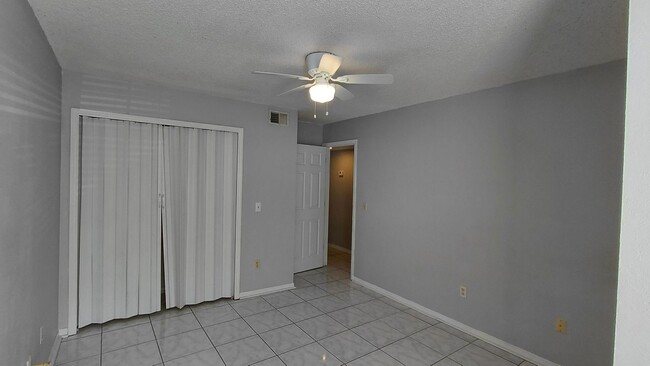 Building Photo - Spacious 2 Bedroom 2 Bath Condo in Townes of Southgate