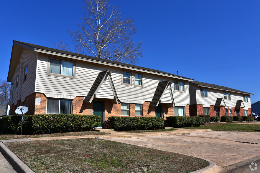 Primary Photo - Halray Townhomes