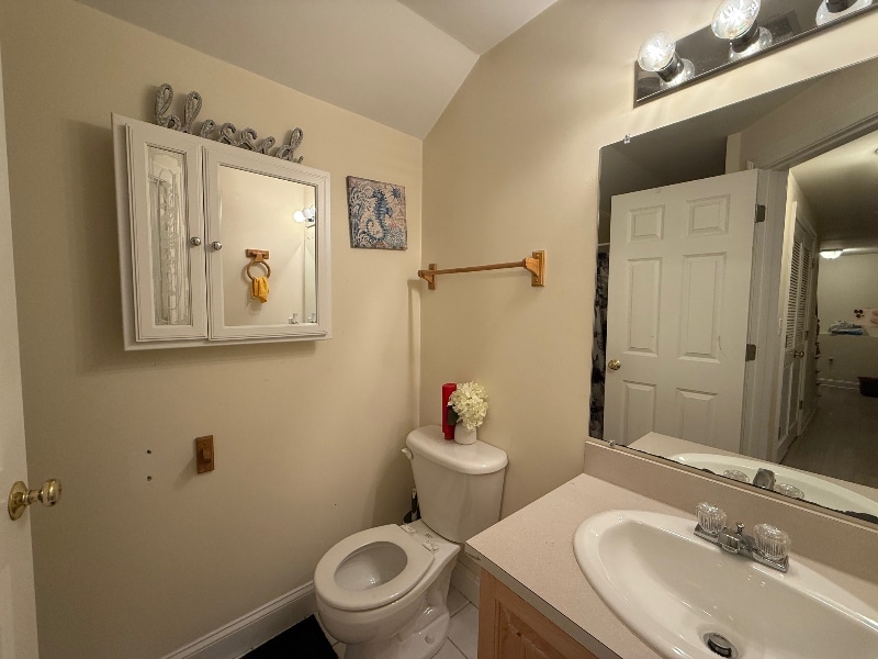 Building Photo - 33 Grantley St