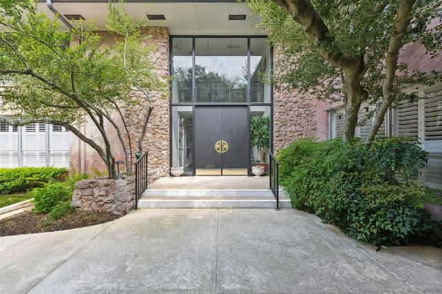 Building Photo - 6311 Bandera Ave