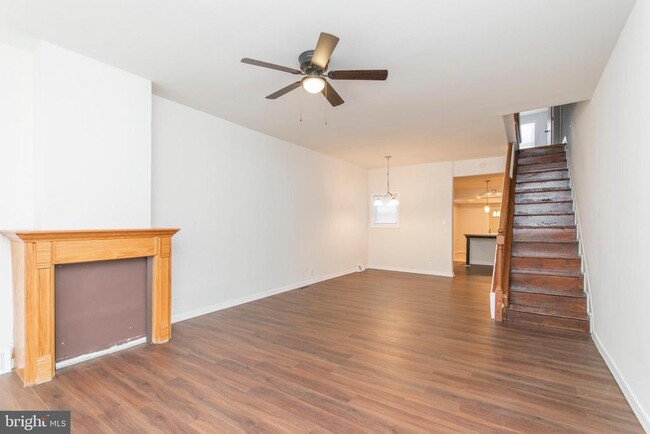 Building Photo - 2079 E Tioga St