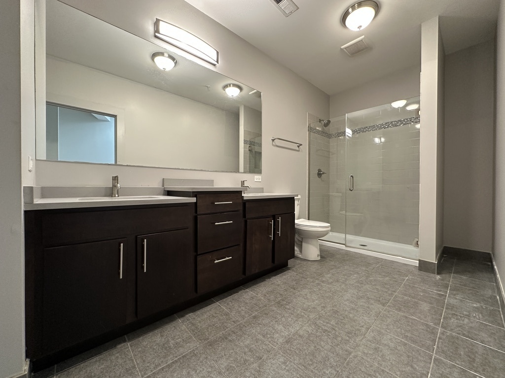 Building Photo - 1432 W 21st St