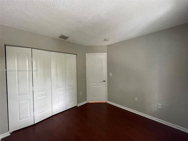 Building Photo - 14124 SW 121st Pl