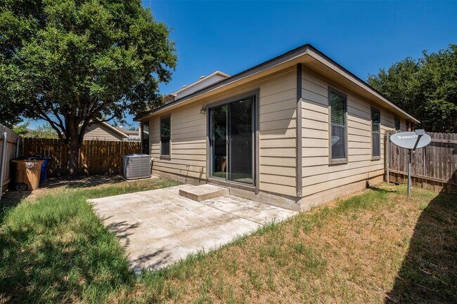 Building Photo - 6905 Derby Downs Dr